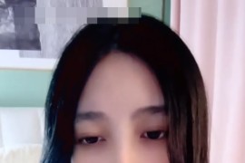 重磅核弹！虎牙主播，绝美，【骚妇猫猫】，白如雪，前凸后翘，土豪们的私家玩物~