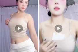 快手 荔枝  极品美女   抖臀骚舞揉奶  5V